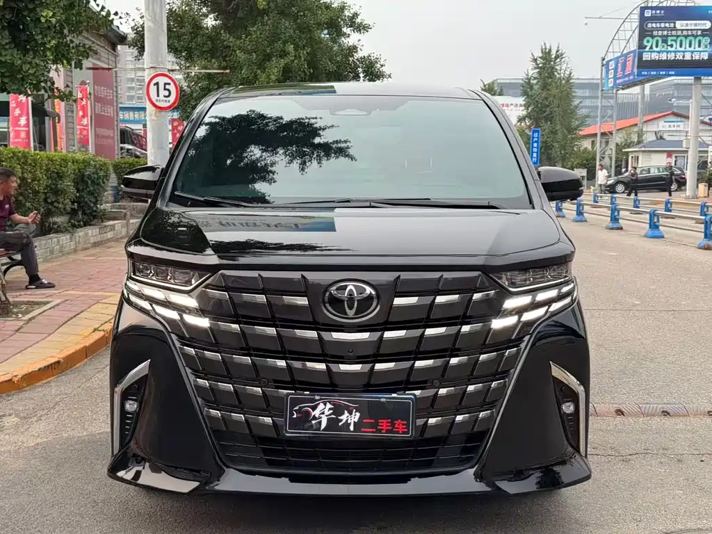 Toyota Alphard 2024 — фото 14