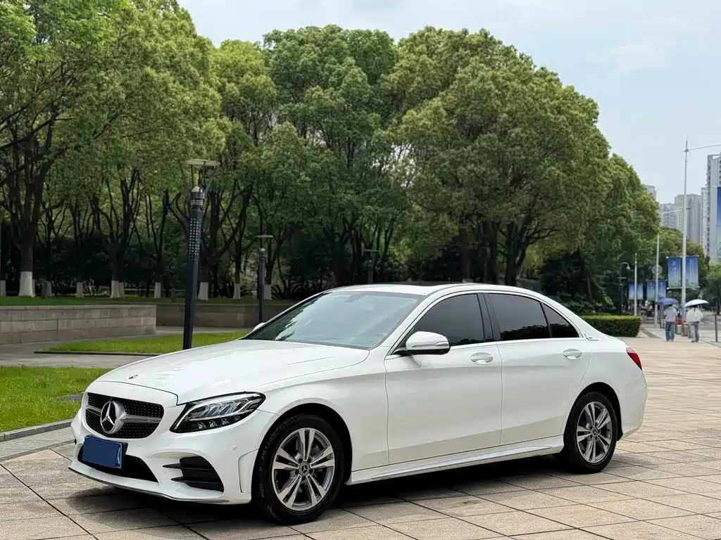 Mercedes-Benz C-Class 2019 — фото 1