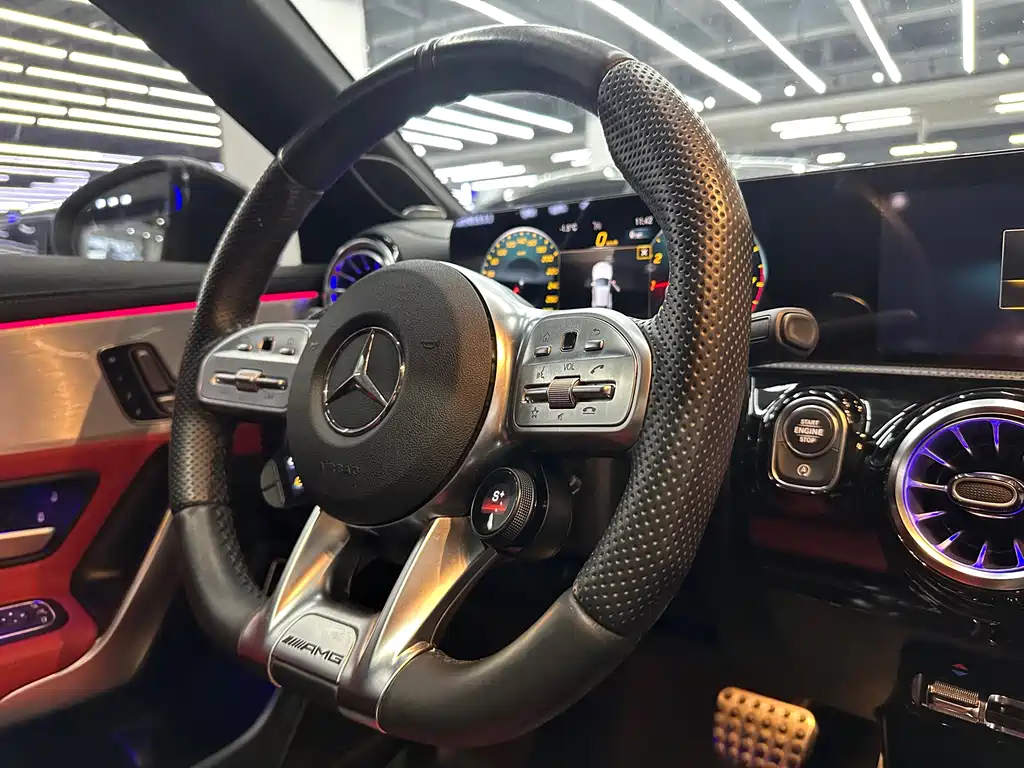 Mercedes-Benz CLA AMG 2021 — фото 15