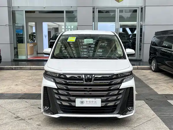 Toyota Vellfire 2024
