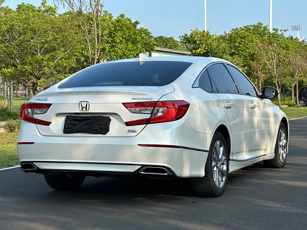 Honda Accord 2019 — фото 6