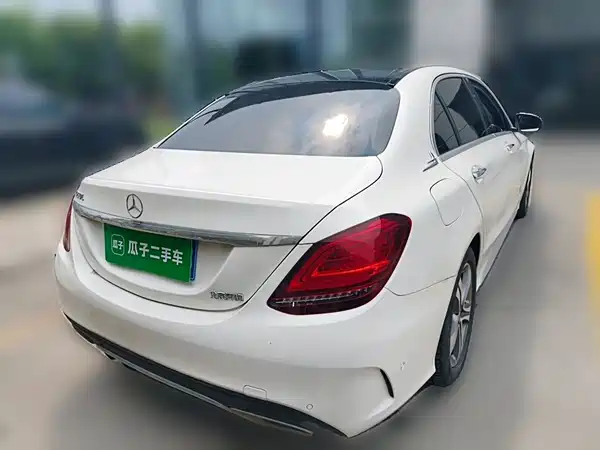 Mercedes-Benz C-Class 2021