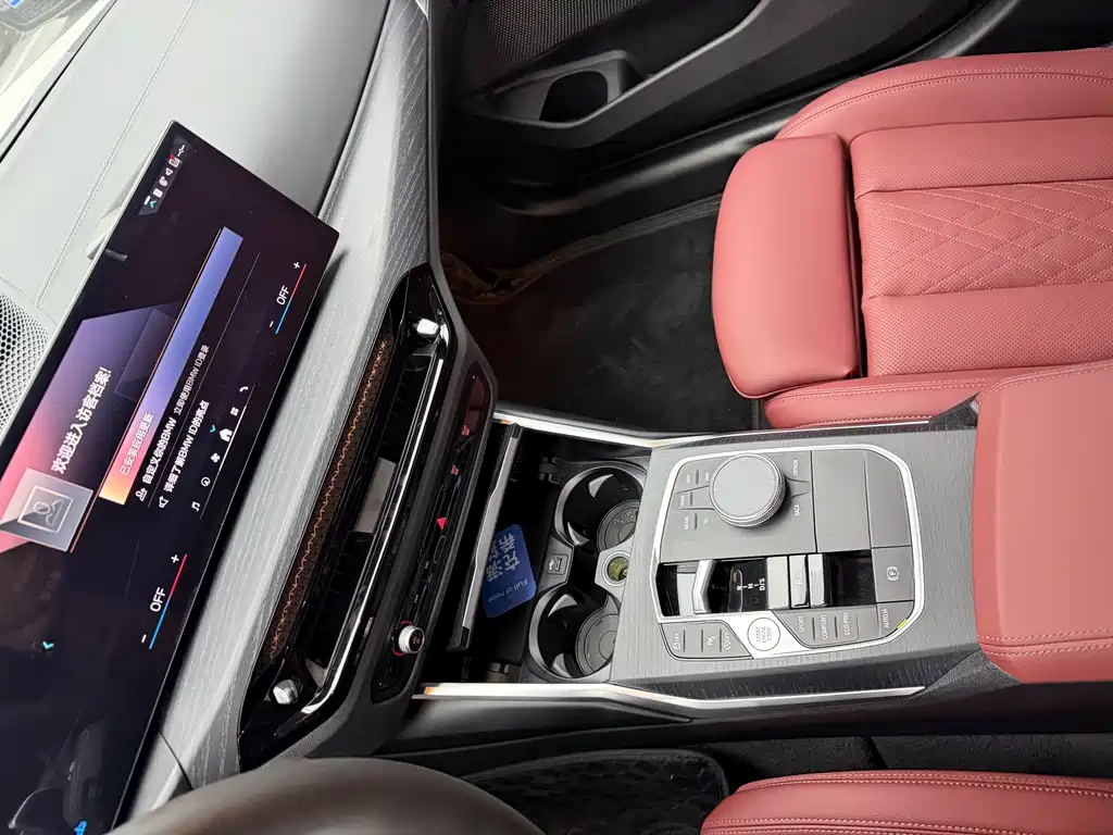 BMW 3 Series 2023 — фото 10
