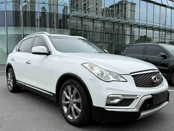 Infiniti QX50 2015