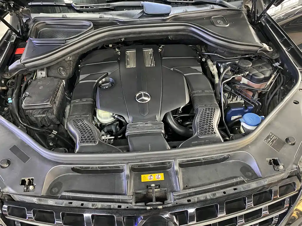 Mercedes-Benz M-Class 2014 — фото 18