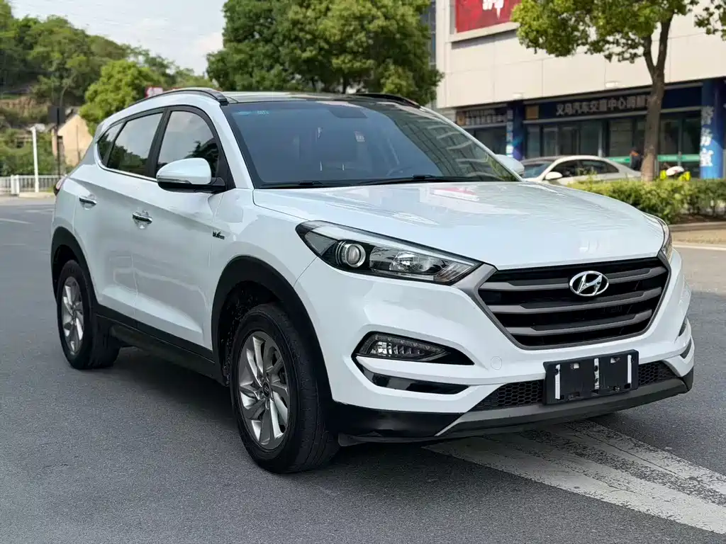 Hyundai Tucson 2017 — фото 3
