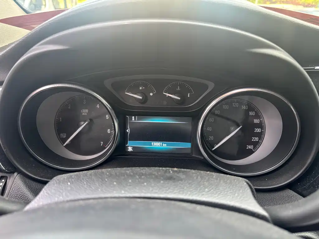 Buick Envision Plus 2019 — фото 12