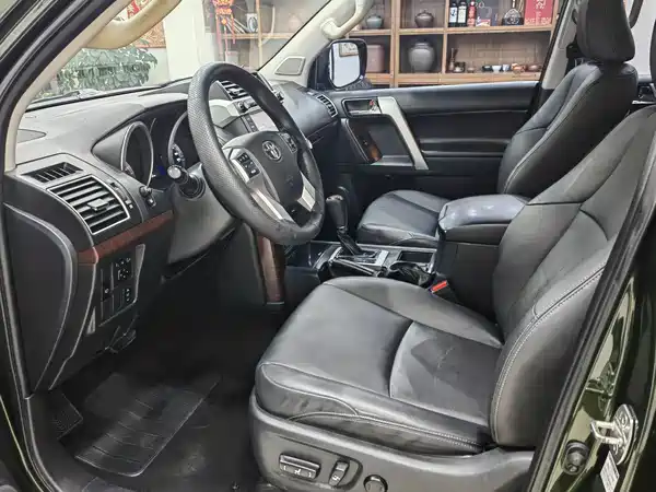 Toyota Prado 2016