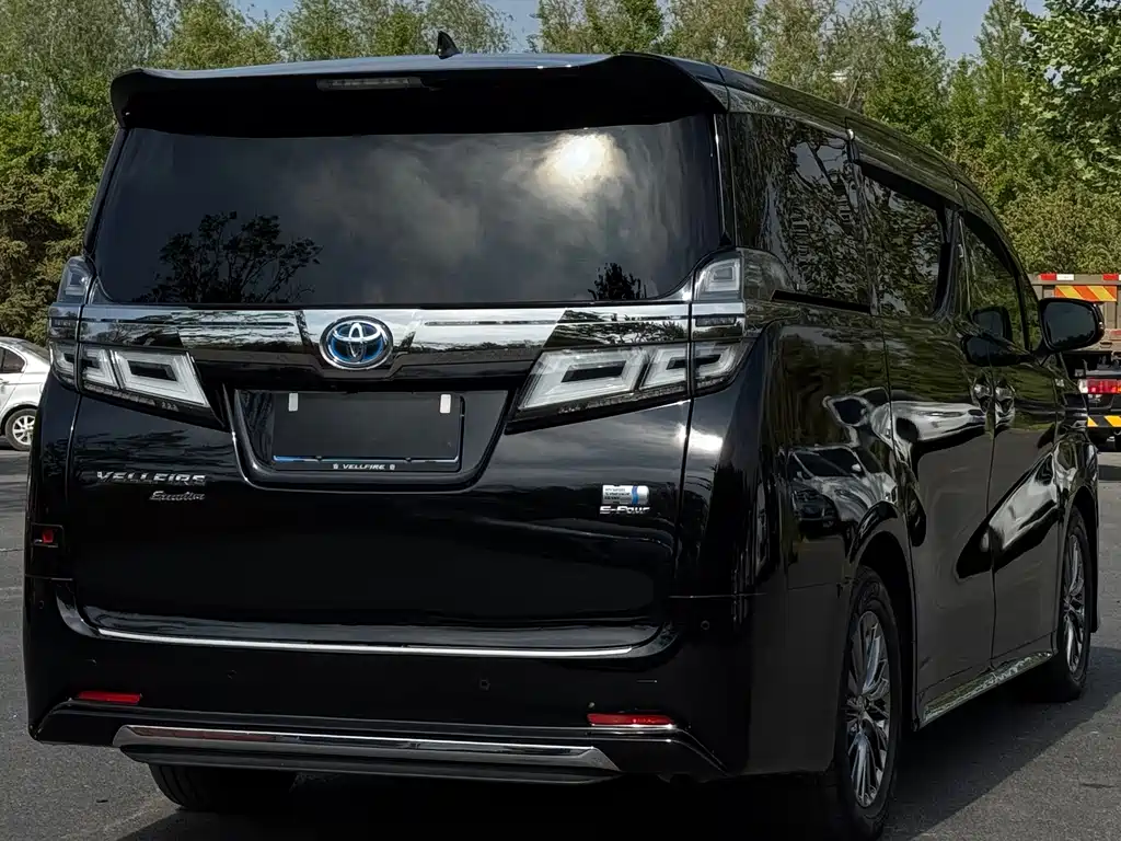 Toyota Vellfire 2020 — фото 4