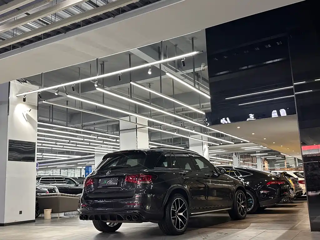 Mercedes-Benz GLC AMG 2021 — фото 17
