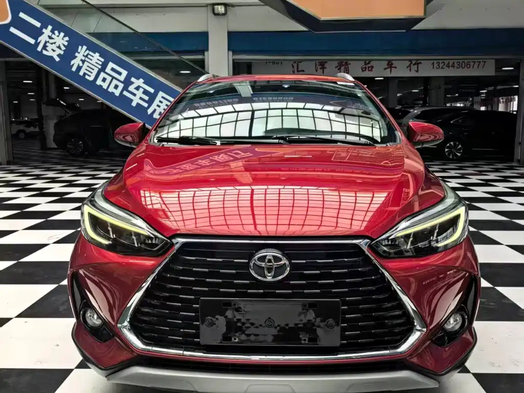 Toyota Yaris L 2022
