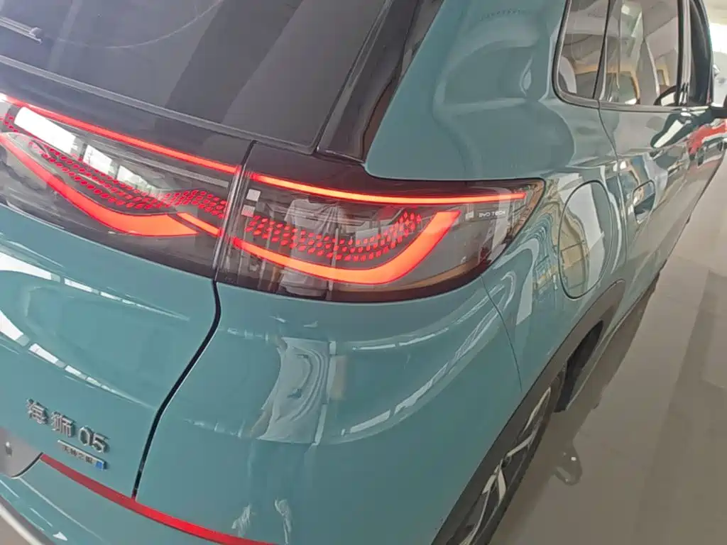 BYD Sealion 05 EV 2025 — фото 8