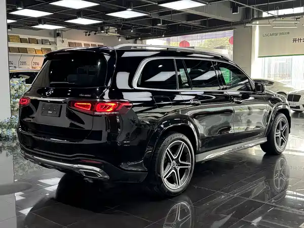 Mercedes-Benz GLS 2023