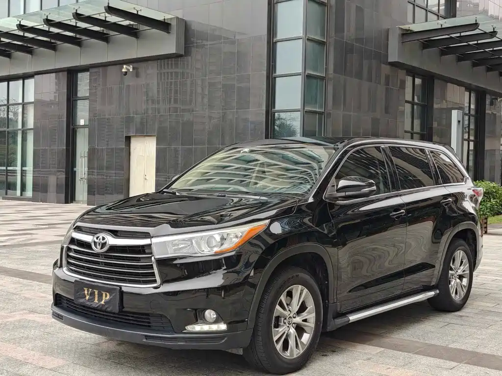 Toyota Highlander 2017 — фото 2
