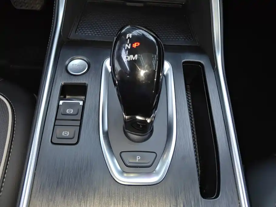 Haval H6 2024 — фото 16