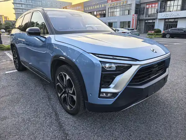 NIO ES8 2019