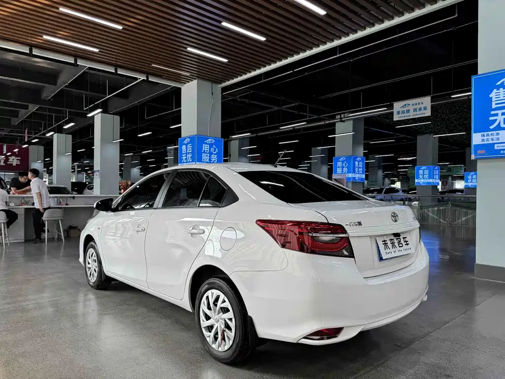 Toyota Vios 2022 — фото 14