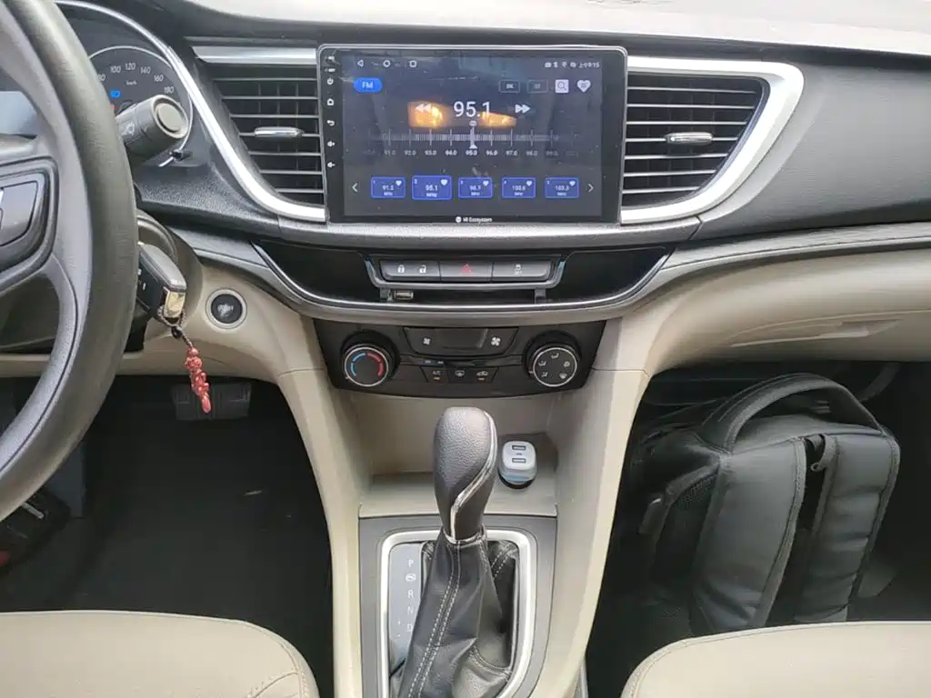 Buick Excelle 2016 — фото 13