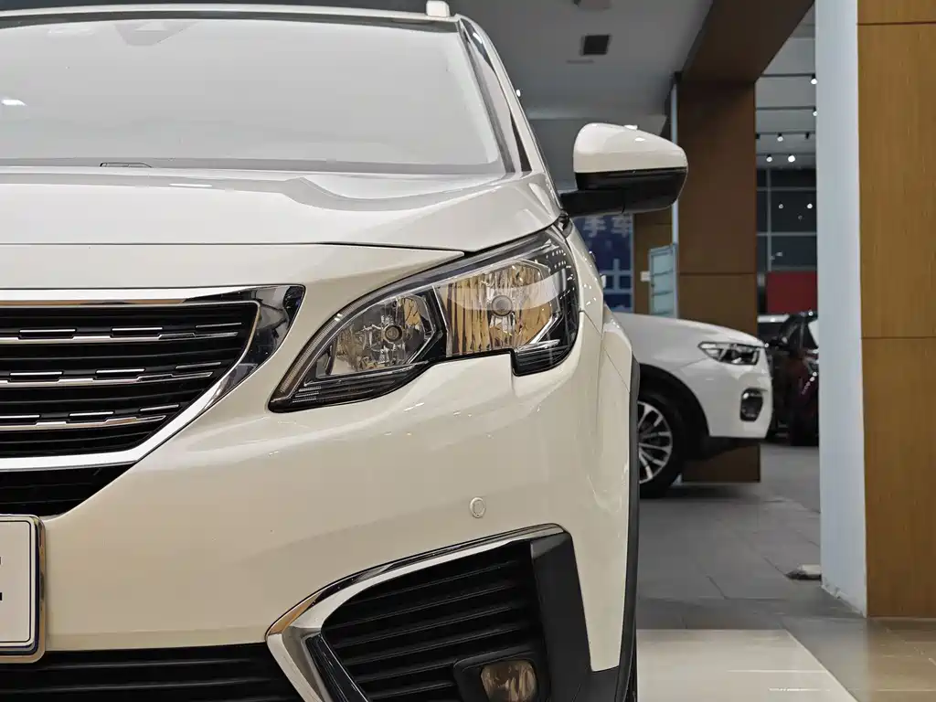 Peugeot 5008 2018 — фото 2