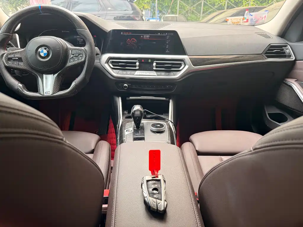 BMW 3 Series 2021 — фото 13