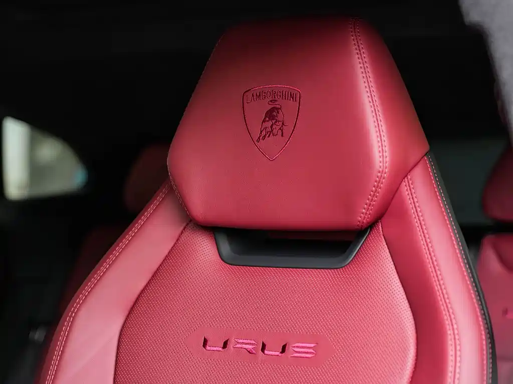 Lamborghini Urus 2024 — фото 14