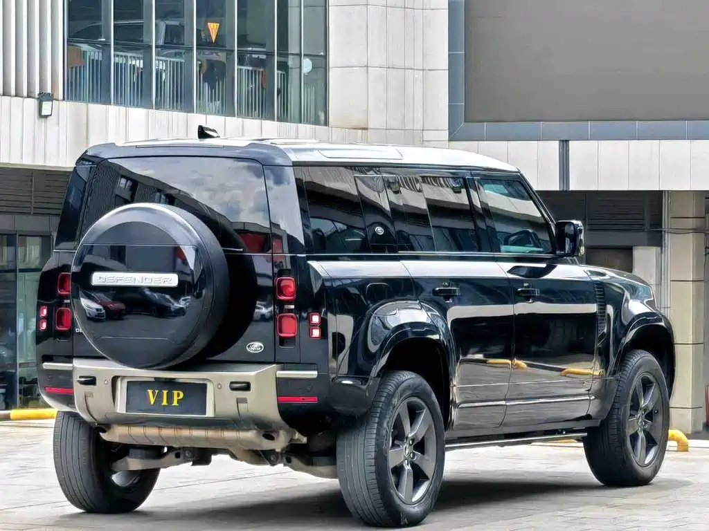Land Rover Defender 2022 — фото 5
