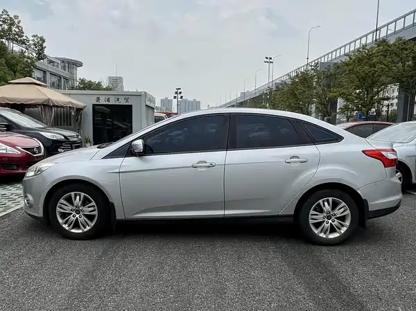 Ford Focus 2012