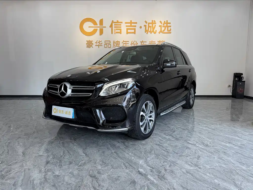 Mercedes-Benz GLE 2016 — фото 1