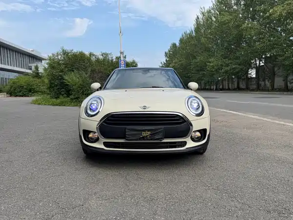 MINI Clubman 2019