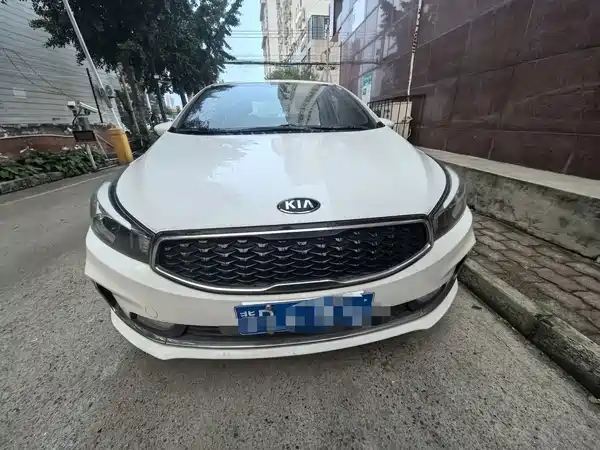 Kia K3 2016