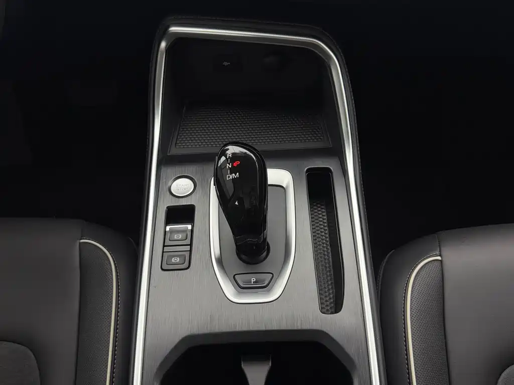 Haval H6 2023 — фото 12