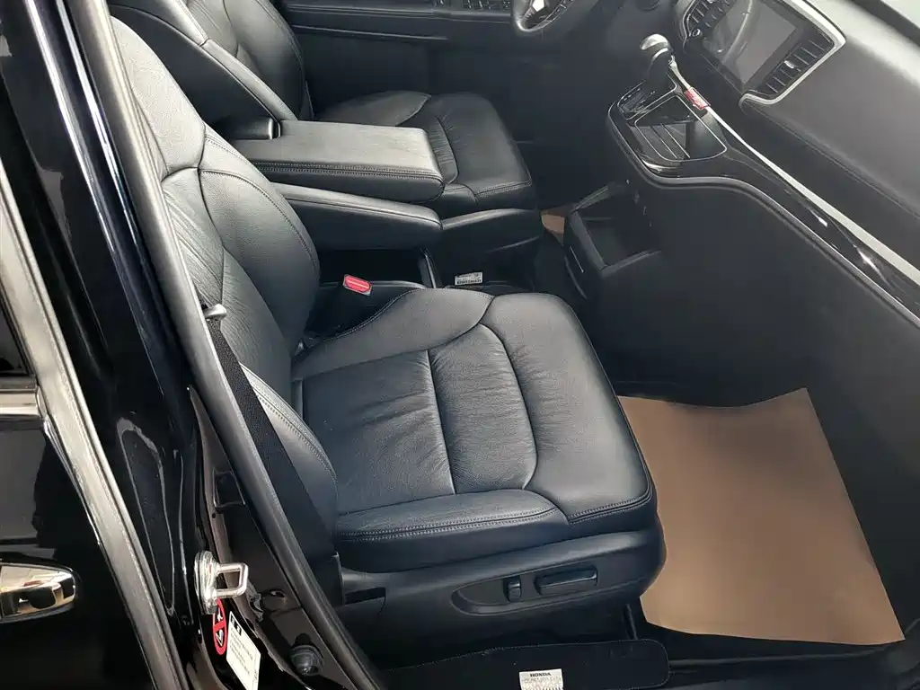 Honda Odyssey 2020 — фото 12