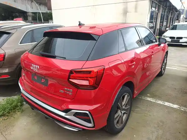 Audi Q2L 2022