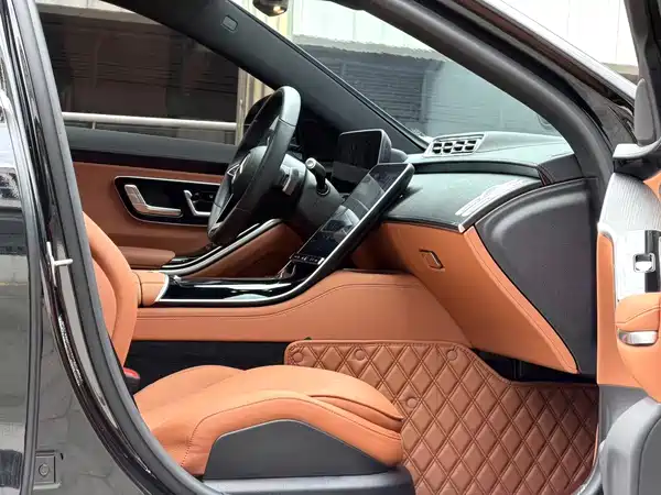 Mercedes-Benz S-Class 2024