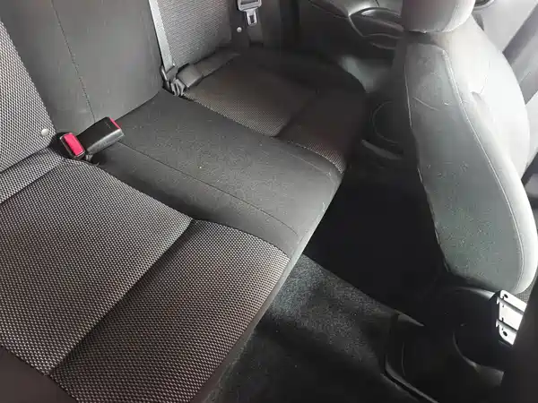 Nissan Sunny 2015
