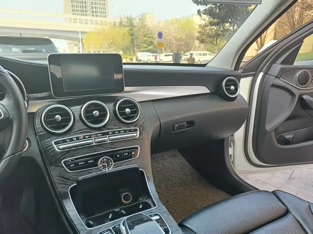 Mercedes-Benz C-Class 2015 — фото 9