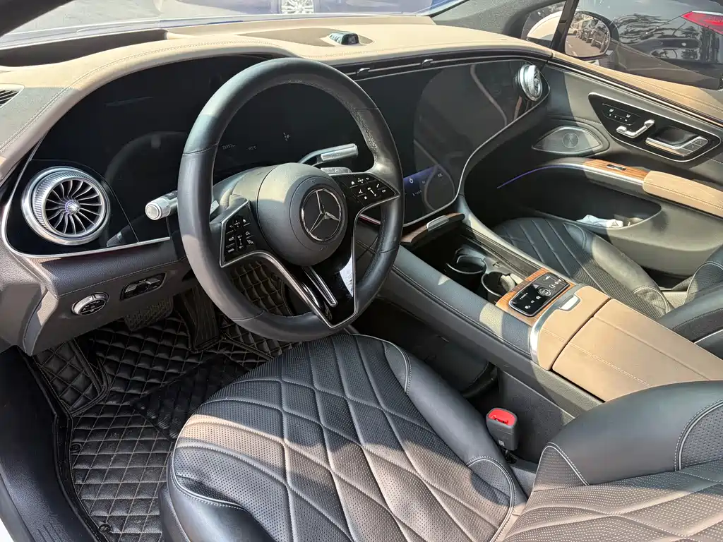 Mercedes-Benz EQS 2023 — фото 25