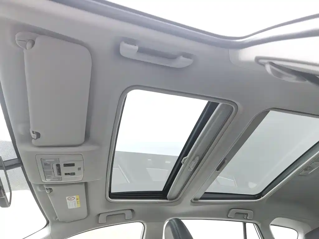 Toyota RAV4 2014 — фото 14