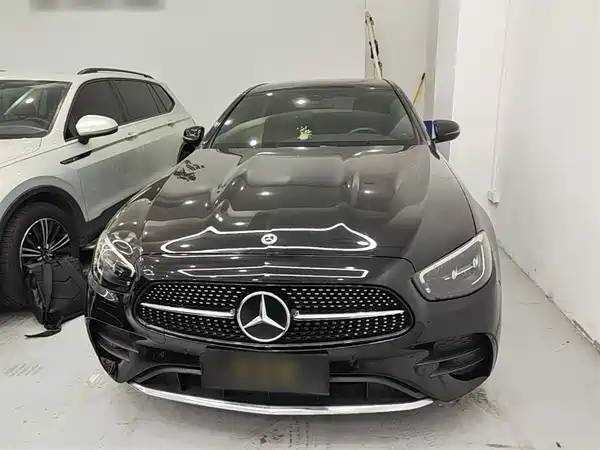 Mercedes-Benz E-Class 2021