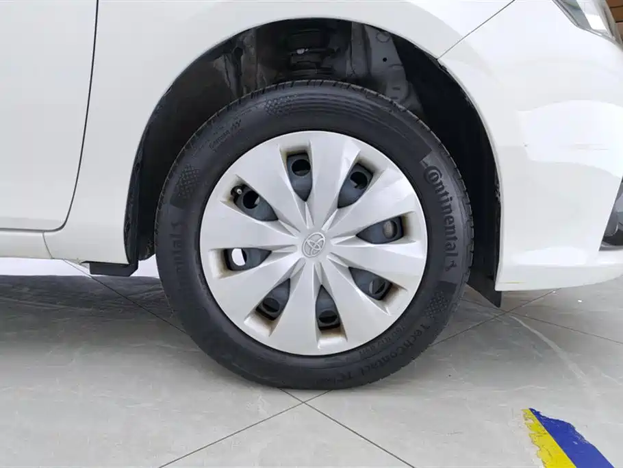 Toyota Yaris L 2020