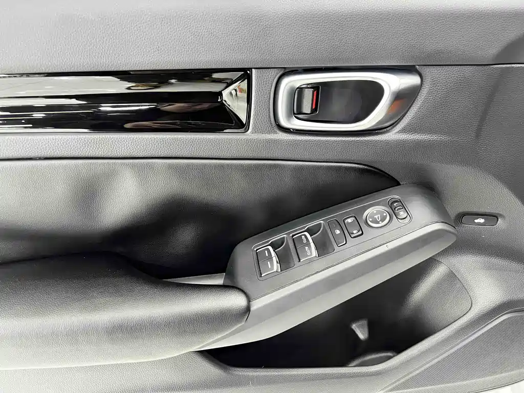 Honda Civic 2022 — фото 16