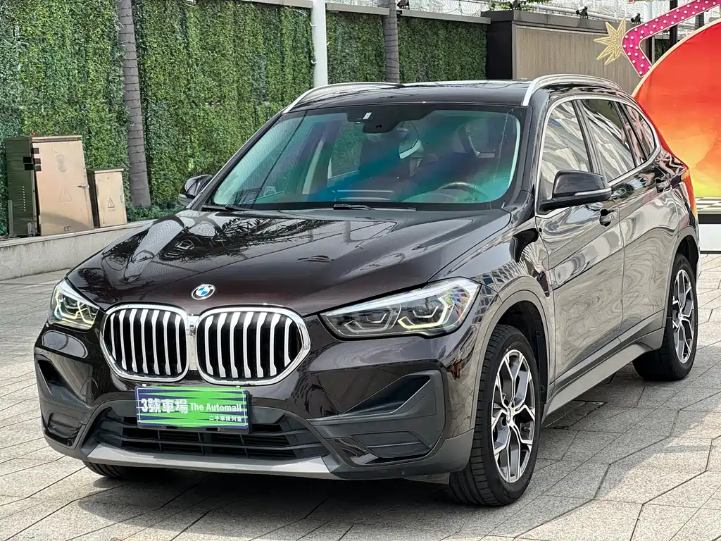 BMW X1 2020 — фото 1