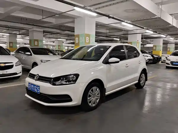 Volkswagen Polo 2014