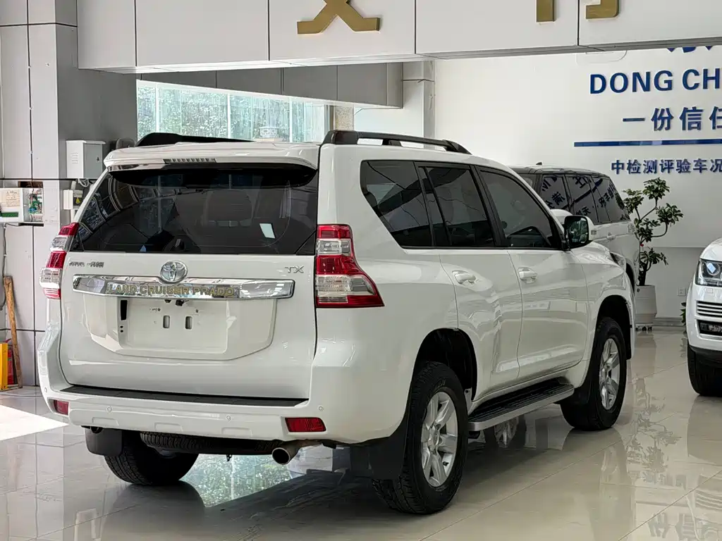 Toyota Prado 2014 — фото 15