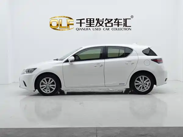 Lexus CT 2017