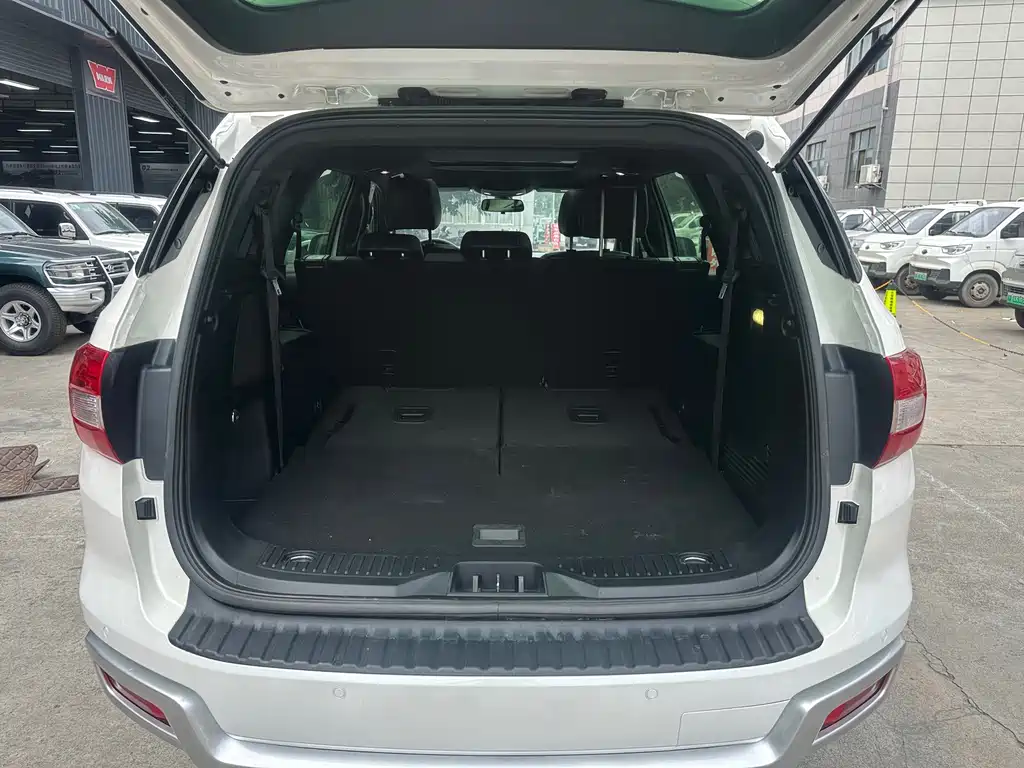 Ford Everest 2018 — фото 15
