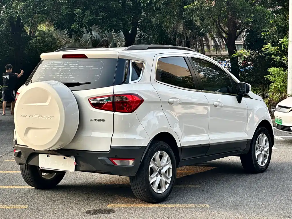 Ford Ecosport 2017 — фото 5