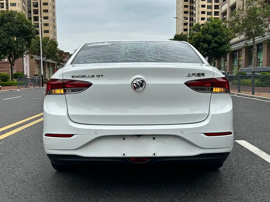 Buick Excelle 2021
