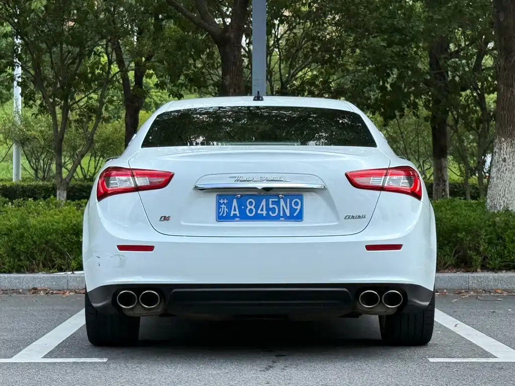 Maserati Ghibli 2015 — фото 29