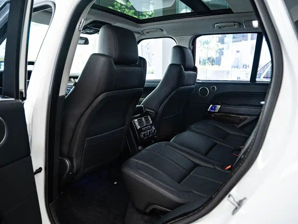 Land Rover Range Rover 2015 — фото 11